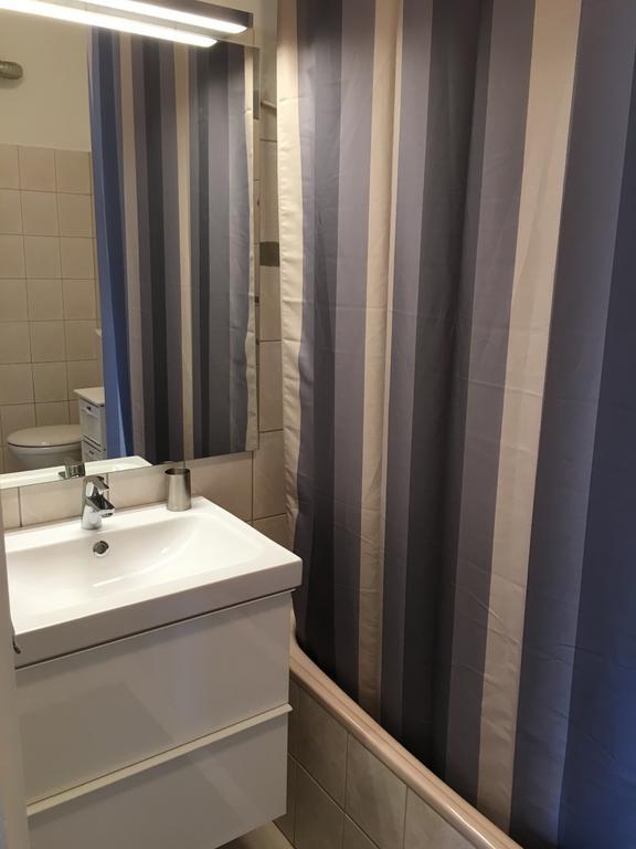 Grey Apartman Appartamento Szekszárd Esterno foto