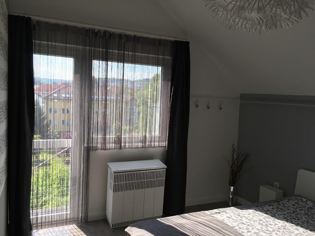 Grey Apartman Appartamento Szekszárd Esterno foto